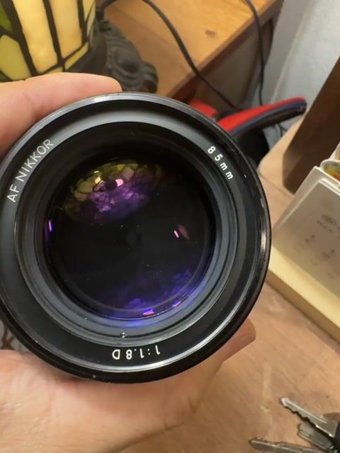 Ống kính Nikon 85 1.8D Đen Đã sử dụng. Mua bán Máy ảnh, Máy quay tại Quận Thanh Khê Đà Nẵng được đăng bởi Tuan Bui Duc hình 1