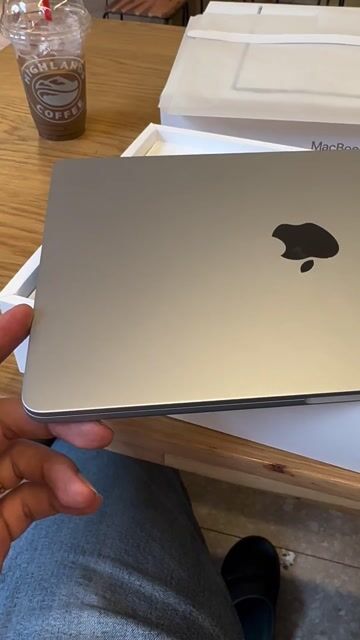 Apple Macbook Air M4 16GB/256GB. Mua bán Laptop tại Quận Tân Phú Tp Hồ Chí Minh được đăng bởi Nicemac hình 1
