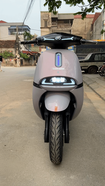 Xe máy điện Gogo Takumi S1 2026 Hồng xám. Mua bán Xe máy tại Quận Long Biên Hà Nội được đăng bởi Xe điện Huân Linh hình 1