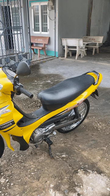 Yamaha Jupiter Vàng Nhật. Mua bán Xe máy tại Huyện Phụng Hiệp Hậu Giang được đăng bởi Duy Hậu Giang hình 1