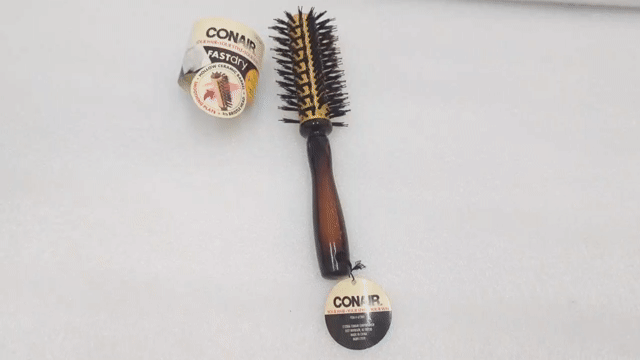 Lược sấy tóc Conair, tròn cán gỗ, chống rụng tóc. Mua bán Nội thất, đồ gia dụng khác tại Quận 6 Tp Hồ Chí Minh được đăng bởi pham thuy trang hình 1