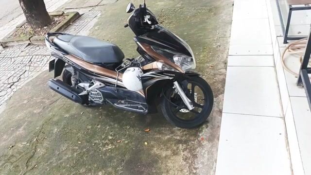 Xe chạy êm, giấy tờ đầy đủ, mua về chỉ việc chạyl. Mua bán Xe máy tại Thành phố Biên Hòa Đồng Nai được đăng bởi Ba Xịn hình 1