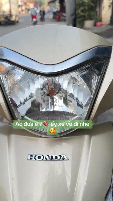 Honda Lead màu Vàng cát đời 2017. Mua bán Xe máy tại Thành phố Thủ Đức Tp Hồ Chí Minh được đăng bởi Xe máy Anh Thư hình 1