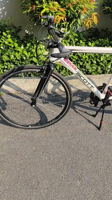 Xe đạp thể thao SCOTT Trắng. Mua bán Xe đạp tại Quận 7 Tp Hồ Chí Minh được đăng bởi Kiên Vu hình 1