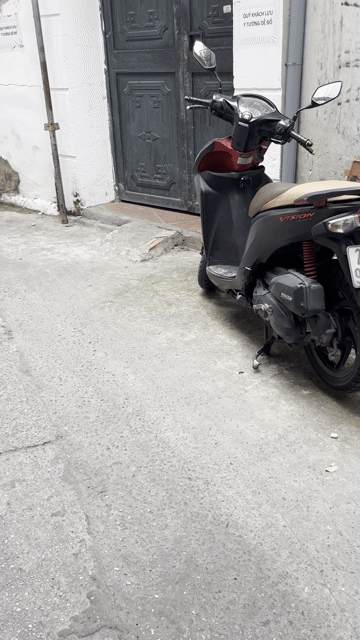 Honda Vision 2016 Đen - Đỏ 22000 km. Mua bán Xe máy tại Quận Hai Bà Trưng Hà Nội được đăng bởi N T Phú hình 1