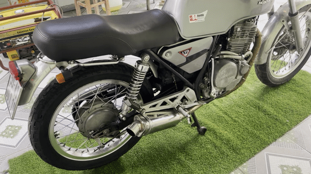 Honda GB400 Cafe Racer Xám. Mua bán Xe máy tại Thành phố Tân An Long An được đăng bởi thanh hình 1
