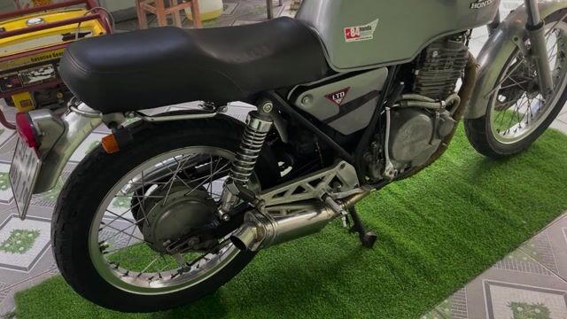 Honda GB400 Cafe Racer Xám. Mua bán Xe máy tại Thành phố Tân An Long An được đăng bởi thanh hình 1