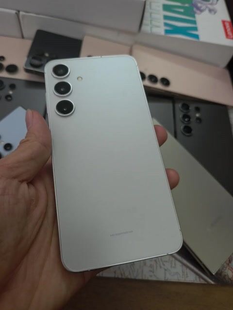 Samsung S24 Plus Trắng Titan Likenew 99,99. Mua bán Điện thoại tại Quận Hải Châu Đà Nẵng được đăng bởi MiPhone hình 1