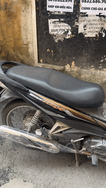 Honda Wave RSX 110 2014 Vàng đen. Mua bán Xe máy tại Quận Cầu Giấy Hà Nội được đăng bởi Nguyen Toan hình 1