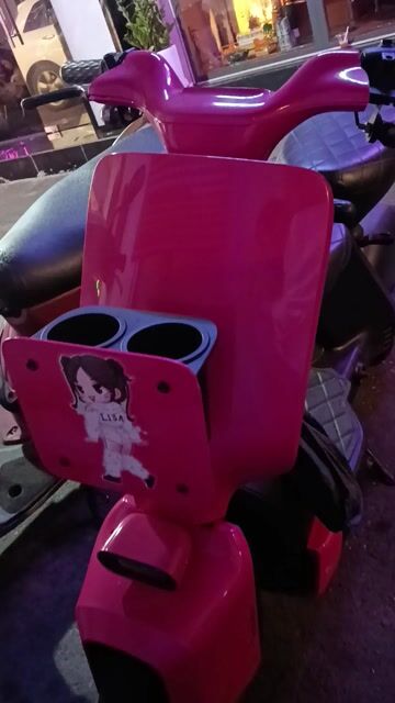 Xe máy điện màu Hồng. Mua bán Xe máy tại Quận 1 Tp Hồ Chí Minh được đăng bởi Linh Nguyen hình 1