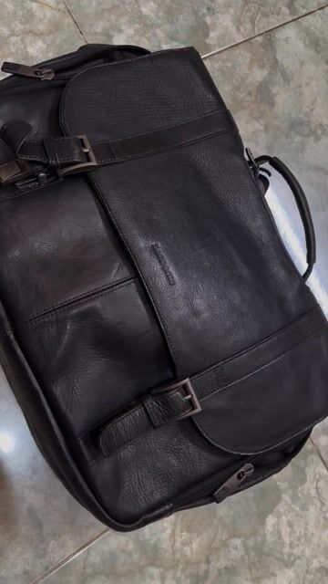 Cặp xách Samsonite da thật Đen. Mua bán Túi xách tại Quận 3 Tp Hồ Chí Minh được đăng bởi Nguyễn Thanh Triều hình 1