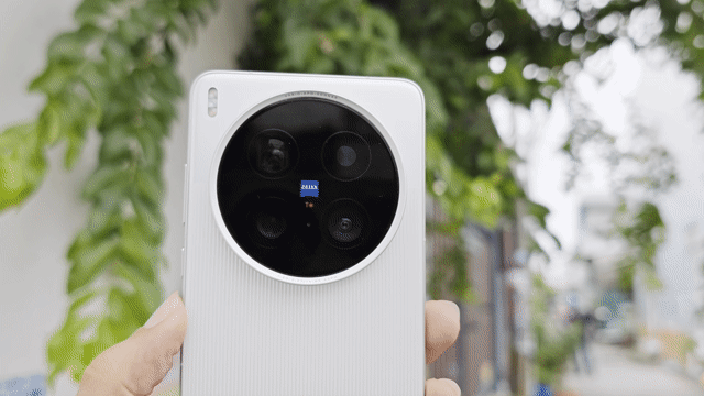 Vivo X200 Ultra 12GB/256GB Bạc ZEISS. Mua bán Điện thoại tại Quận Ninh Kiều Cần Thơ được đăng bởi Lê Khang hình 1