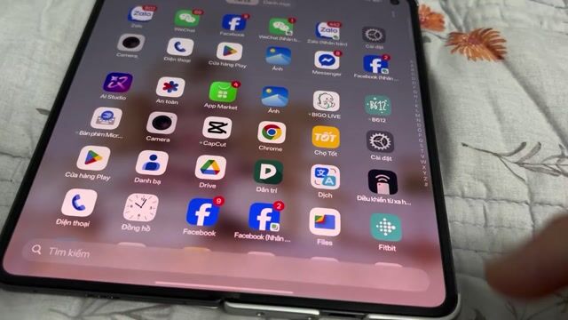 Oppo Find N5 đen zin nguyên bản 98 chơi tết là đây. Mua bán Điện thoại tại Quận Hà Đông Hà Nội được đăng bởi phương anh hình 1