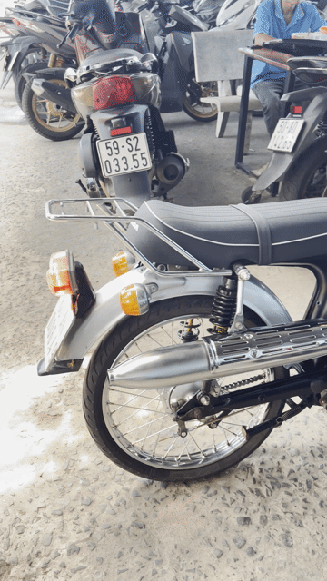 Honda Xe máy màu Bạc. Mua bán Xe máy tại Quận Bình Thạnh Tp Hồ Chí Minh được đăng bởi BEL 39 hình 1