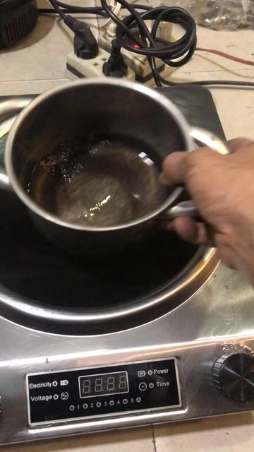 Bếp điện từ mặt lõm đã sử dụng  -kén nồi. Mua bán Bếp, lò, đồ điện nhà bếp tại Quận 7 Tp Hồ Chí Minh được đăng bởi Phạm Hưng 1982 Q7 Đồ cũ Bao Sài  hình 1