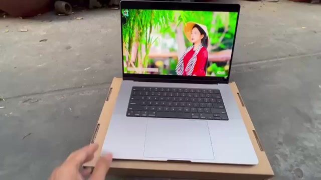 APPLE M1Max - 32G - 512G - 24GPU - FULL SẠCH LLA. Mua bán Laptop tại Quận 3 Tp Hồ Chí Minh được đăng bởi Tèo hình 1
