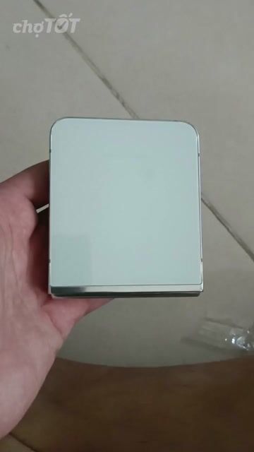 Samsung Galaxy Z Flip5 256GB Tím Like New. Mua bán Điện thoại tại Huyện Thạch Thất Hà Nội được đăng bởi ĐạtG Dragon hình 1