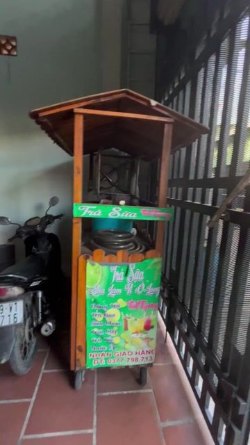 Xe đẩy bán hàng Gỗ Nâu. Mua bán Đồ chuyên dụng, Giống nuôi trồng tại Huyện Nhơn Trạch Đồng Nai được đăng bởi createdbytrang hình 1