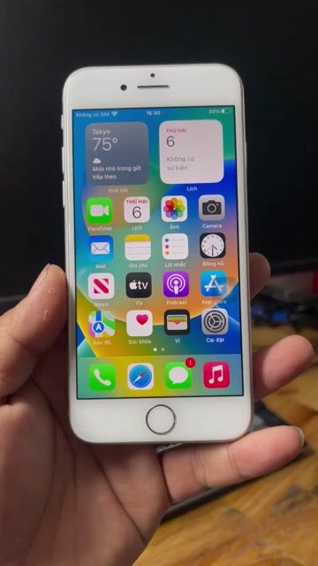 📱 iphone 8, 64gb icloud sạch, còn vân tay, NFC. Mua bán Điện thoại tại Thành phố Long Xuyên An Giang được đăng bởi QUANG TIẾN MOBILE LONG XUYÊN hình 1