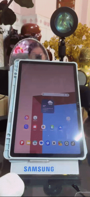 Máy tính bảng Samsung Như mới. Mua bán Máy tính bảng tại Huyện Cái Bè Tiền Giang được đăng bởi Hoa Nguyen hình 1