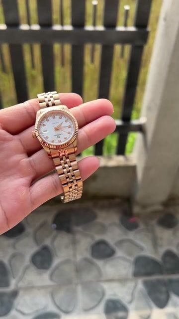 đồng hồ canival nữ đã qua sử dụng ít đeo. Mua bán Đồng hồ tại Huyện Đức Hòa Long An được đăng bởi Tran My hình 1