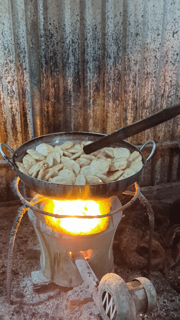 CHẢ CÁ MỚI RA LÒ - VÀNG GIÒN DAI NGON" 🐟🔥. Mua bán Đồ ăn, thực phẩm và các loại khác tại Quận Hải Châu Đà Nẵng được đăng bởi Nam Khoa hình 1