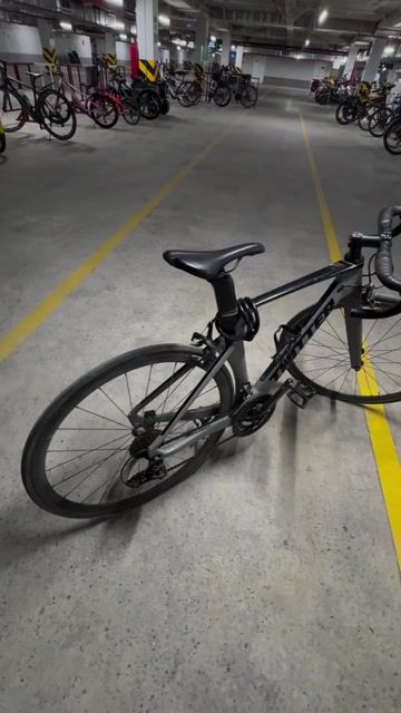 Xe đạp đua Twitter Carbon Xám. Mua bán Xe đạp tại Thành phố Thủ Đức Tp Hồ Chí Minh được đăng bởi Nguyễn Duy Tiến hình 1