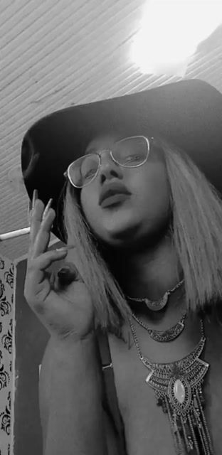 Model - ValeskaJackson femdom