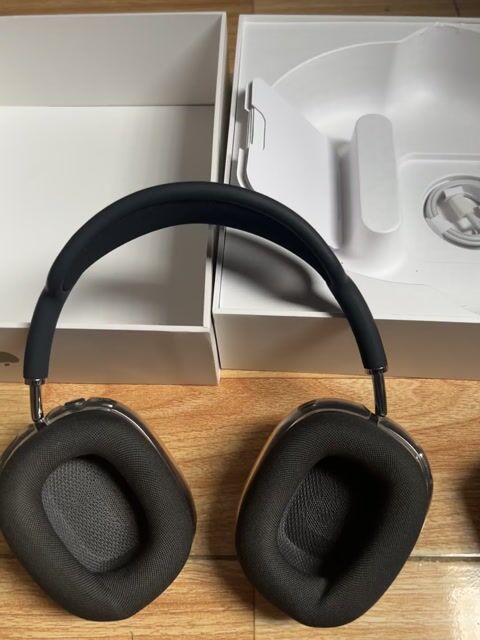 Apple AirPods Max Đen Đã sử dụng. Mua bán Tivi, Âm thanh tại Quận Hải An Hải Phòng được đăng bởi Kelvin Tiến hình 1