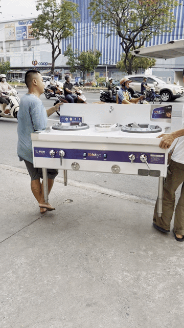 Bếp công nghiệp Đồng Tiến Bếp khè đôi hoả tiễn. Mua bán Bếp, lò, đồ điện nhà bếp tại Quận Tân Bình Tp Hồ Chí Minh được đăng bởi Inoxgiare hình 1