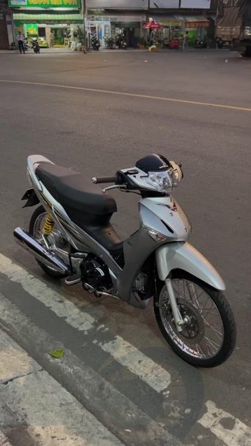 Honda Future 125 Fi 2008 Bạc. Mua bán Xe máy tại Quận 6 Tp Hồ Chí Minh được đăng bởi Le Duc Anh hình 1