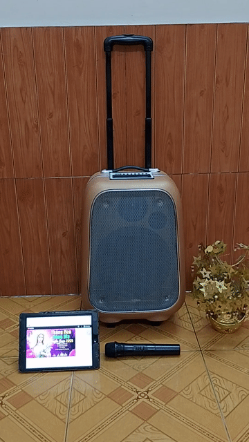 Loa kéo trợ giảng Soundmax M6 + micro zin tem tốt. Mua bán Tivi, Âm thanh tại Quận Tân Bình Tp Hồ Chí Minh được đăng bởi AHuy hình 1