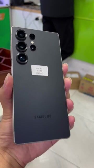 Samsung Galaxy S25 Ultra 256GB Đen titan. Mua bán Điện thoại tại Quận Ngô Quyền Hải Phòng được đăng bởi TRAN SONG HA hình 1