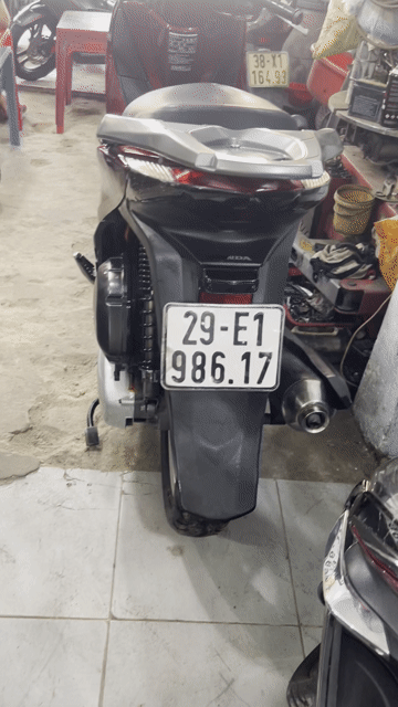 Honda SH Việt Nam 2015 150 Đỏ 22172 km. Mua bán Xe máy tại Huyện Hóc Môn Tp Hồ Chí Minh được đăng bởi Ngo quang hieu hình 1