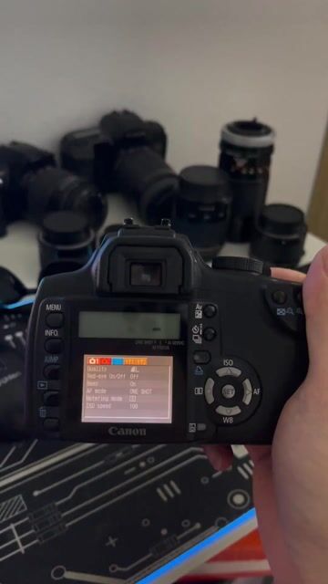 Máy ảnh Canon 350D Đen cho người mới .. Mua bán Máy ảnh, Máy quay tại Quận Nam Từ Liêm Hà Nội được đăng bởi Nguyễn Xuân Linh hình 1
