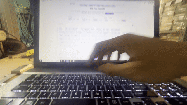 Toshiba Satellite P75-A7200 17.3 inch 8G kèm chuôt. Mua bán Laptop tại Huyện Hóc Môn Tp Hồ Chí Minh được đăng bởi Phan Thành Vinh hình 1