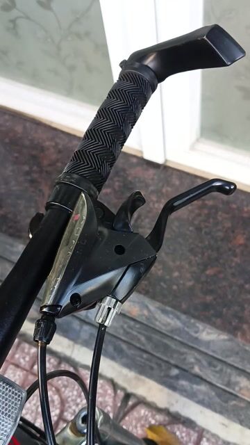 Xe thể thao nhôm AZI bike Nhôm còn mới 95% 26in. Mua bán Xe đạp tại Quận Tân Phú Tp Hồ Chí Minh được đăng bởi Thanh Hùng hình 1