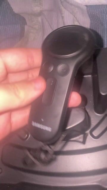 Kính thực tế ảo Samsung Gear VR 325 Đen. Mua bán Thiết bị đeo thông minh tại Huyện Văn Giang Hưng Yên được đăng bởi anh sơn hình 1