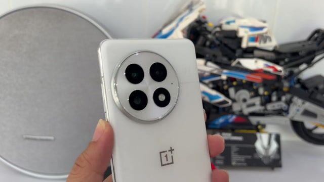 Oneplus 13 5G 256GB Trắng 12.256Gb Fullbox. Mua bán Điện thoại tại Quận Ninh Kiều Cần Thơ được đăng bởi Lê Khang hình 1