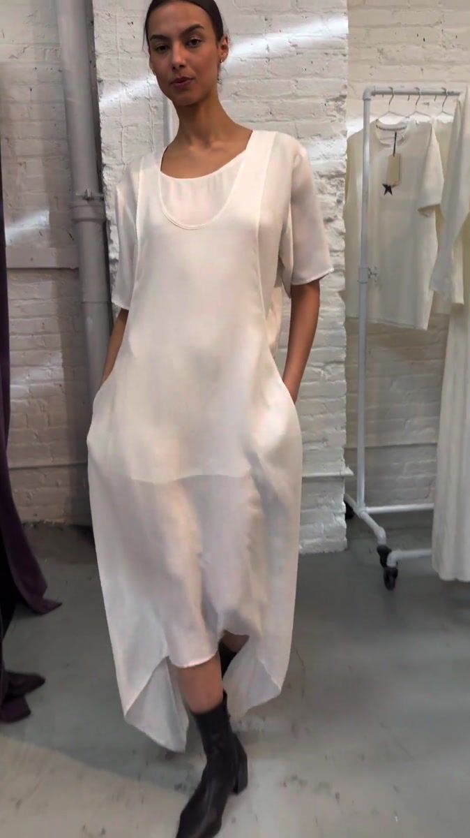 Final Outline Sleeveless Dress