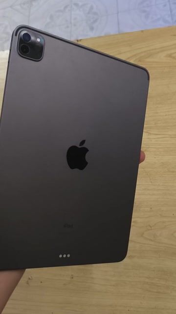Apple iPad Pro 11 inch Thế hệ 2 256GB Xám. Mua bán Máy tính bảng tại Quận Đống Đa Hà Nội được đăng bởi tshop tây sơn hình 1