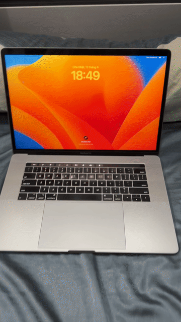 MACBOOK PRO 15 inch 2019 GREY XÁM SANG CHẢNH. Mua bán Laptop tại Quận 12 Tp Hồ Chí Minh được đăng bởi Nguyễn hoàng hình 1