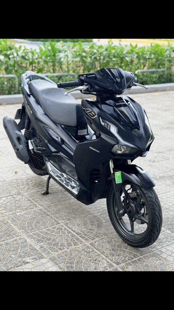 Honda Air Blade 4V 2022 biển43 sơn rin vừa lọt keo. Mua bán Xe máy tại Quận Liên Chiểu Đà Nẵng được đăng bởi Thanh Thao Luong hình 1