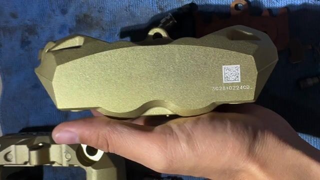 Heo brembo K50 vàng tháo xe Bmw piston đặc keng. Mua bán Phụ tùng xe tại Huyện Long Thành Đồng Nai được đăng bởi Tam Le Tam hình 1