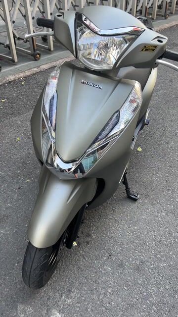 Honda Lead 125 2013 Vàng cát. Mua bán Xe máy tại Quận 3 Tp Hồ Chí Minh được đăng bởi Cường hình 1