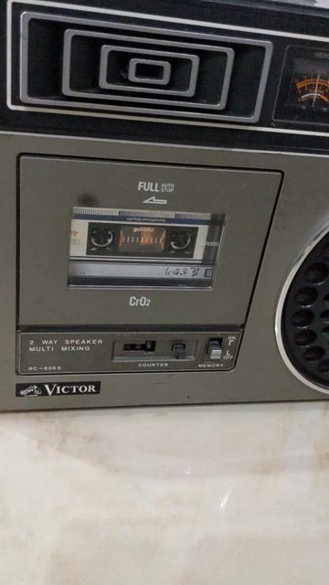 Đài Radio cassette cổ hiệu Victor Japan điện 100V. Mua bán Tivi, Âm thanh tại Quận Hải Châu Đà Nẵng được đăng bởi Lee Min Ho Đà Nẵng hình 1