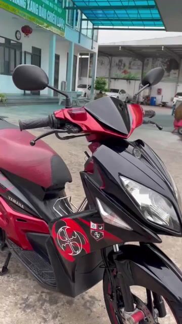 Yamaha Nouvo 4 2010 135 tem Limited Đen Đỏ. Mua bán Xe máy tại Quận Bình Tân Tp Hồ Chí Minh được đăng bởi BÙI TIẾN DŨNG hình 1