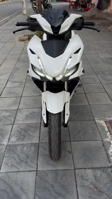 Honda Winner V3 2022 Trắng. Mua bán Xe máy tại Thành phố Nam Định Nam Định được đăng bởi Bảo Nhi Trần hình 1