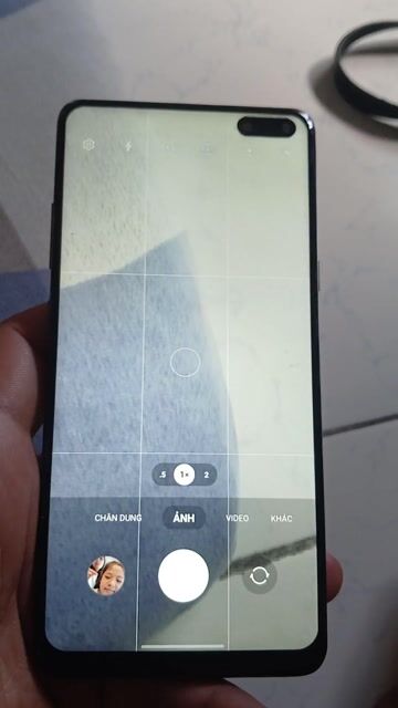 Samsung S10 5G Vàng đồng. Mua bán Điện thoại tại Thành phố Thủ Dầu Một Bình Dương được đăng bởi Le hoang giang hình 1