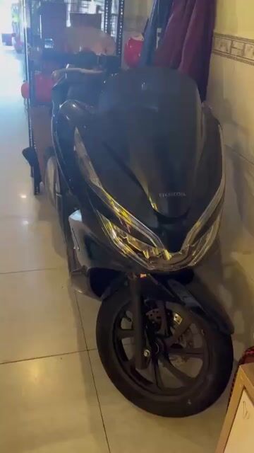 Xe PCX HYBRID 150 biển thành phố cần bán. Mua bán Xe máy tại Quận Bình Tân Tp Hồ Chí Minh được đăng bởi Lê Nguyễn  hình 1